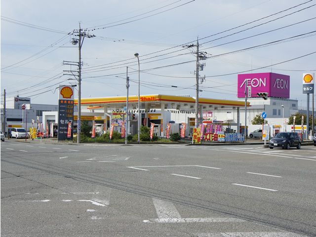 ガソリンスタンド 昭和シェル セルフ小松北SS / マルセキ(株)